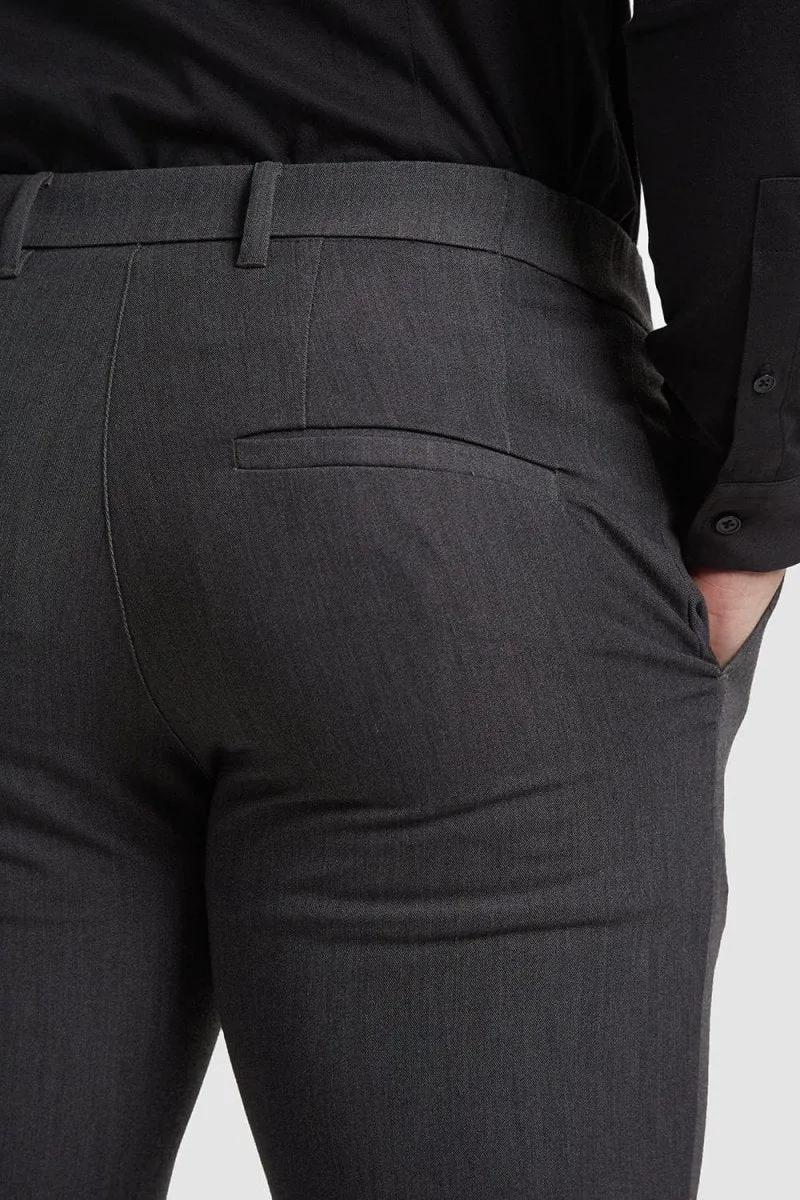 Athletic Fit Essential Pants 2.0 In Charcoal