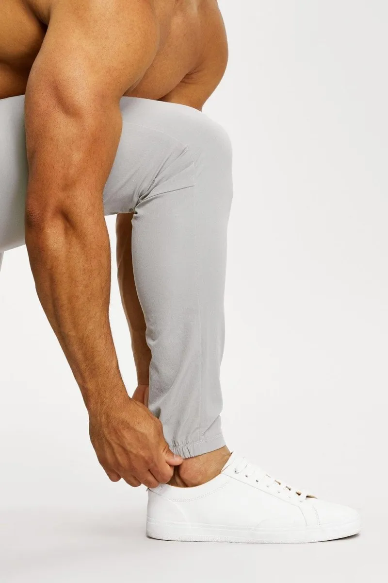 Everyday Tech Pants in Soft Grey