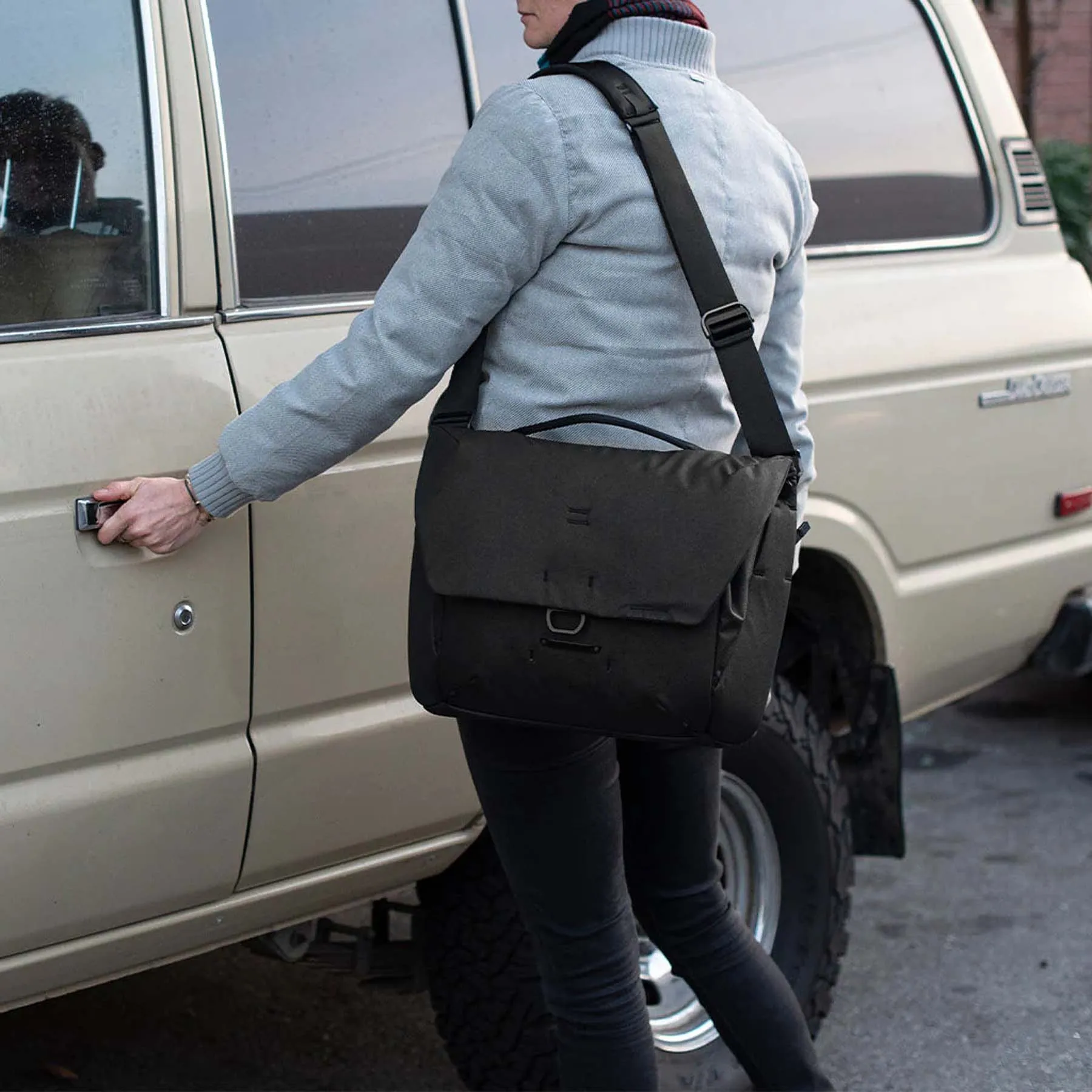 Peak Design Everyday Messenger 13L