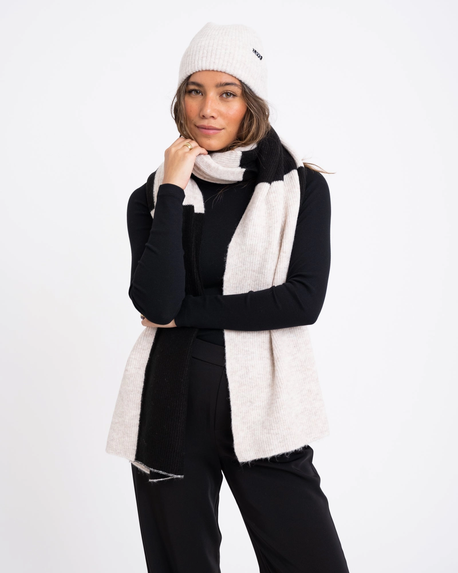 TILTIL Scarf Check Oatmeal Black