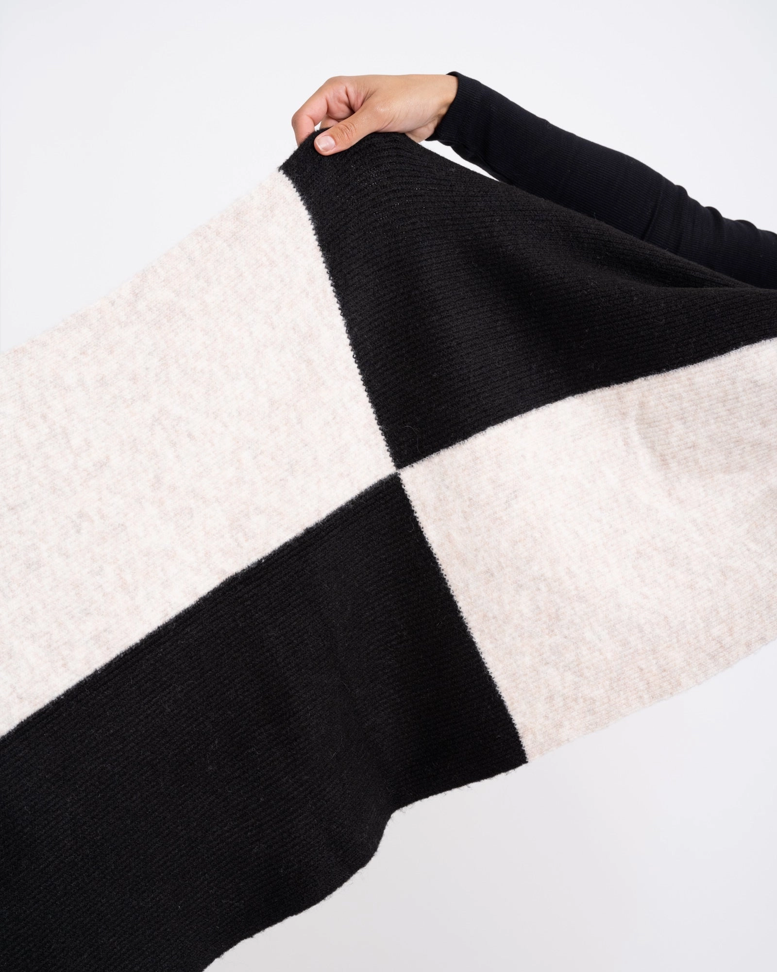 TILTIL Scarf Check Oatmeal Black